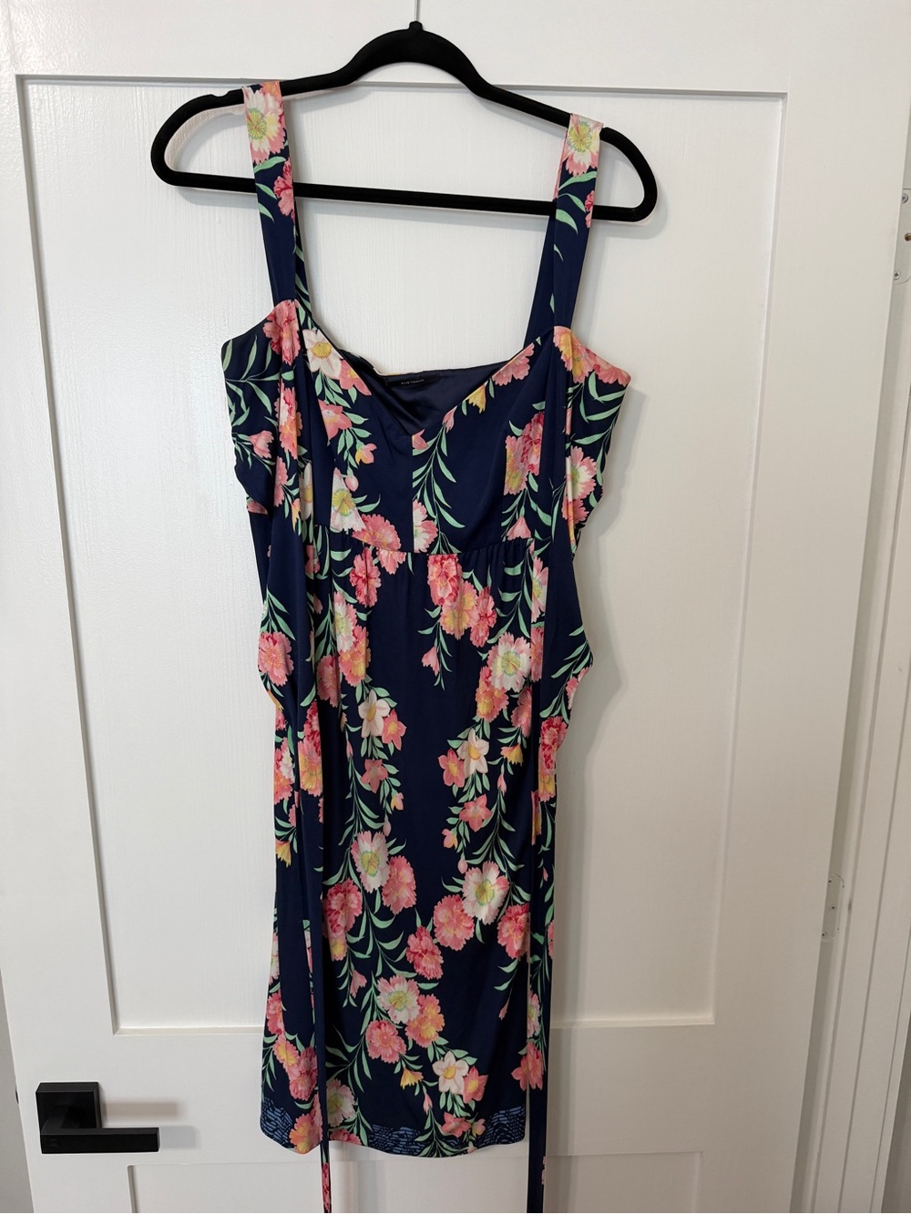 Elie Tahari 100% Silk Floral Wrap Sheath Dress Navy Pink Size 8
